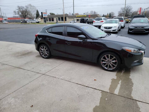 2018 Mazda MAZDA3 Touring