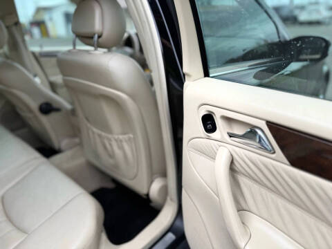 2005 Mercedes-Benz C-Class C 240