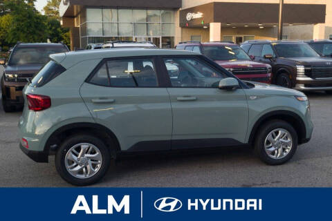 2026 Hyundai Venue SE