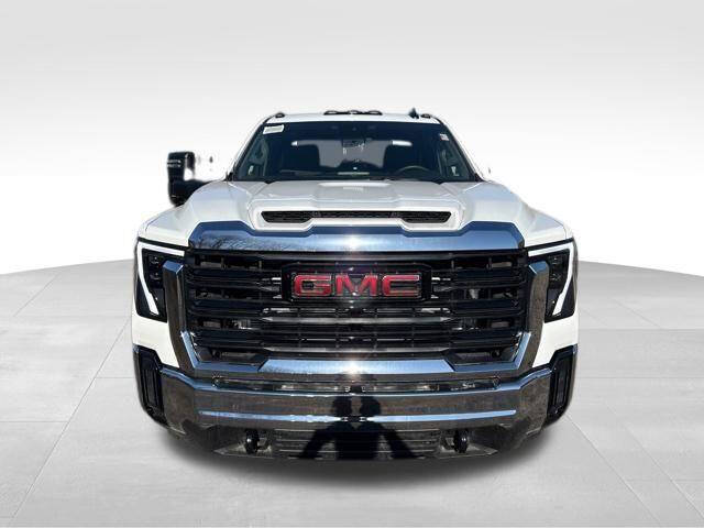 2025 GMC Sierra 3500HD CC Pro
