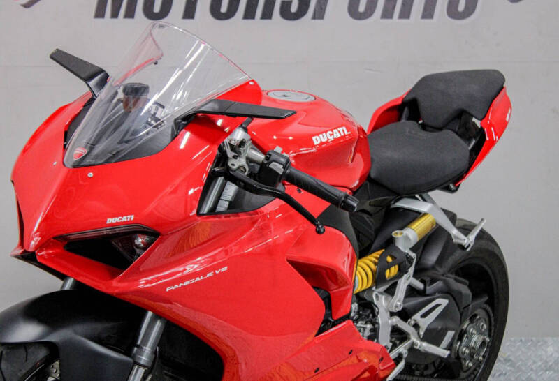 2020 Ducati Panigale V2