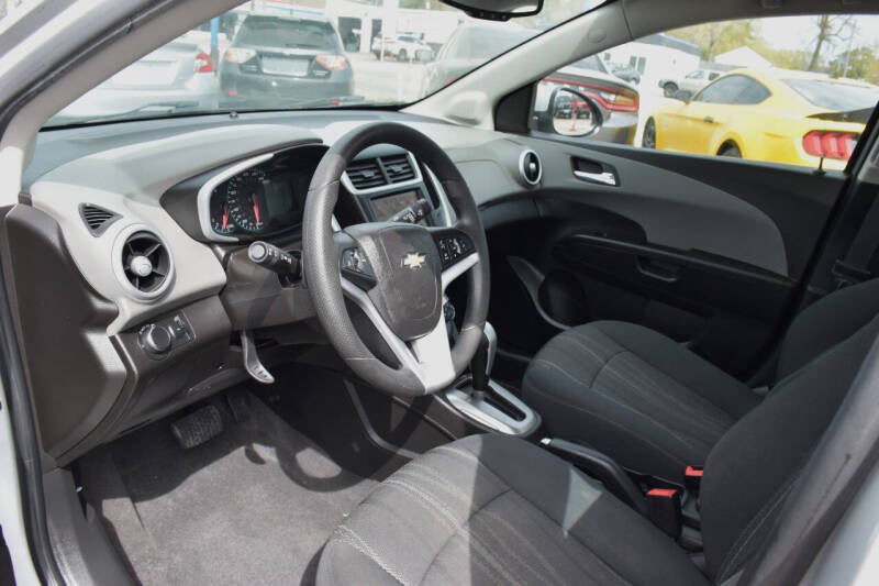 2019 Chevrolet Sonic LT Auto
