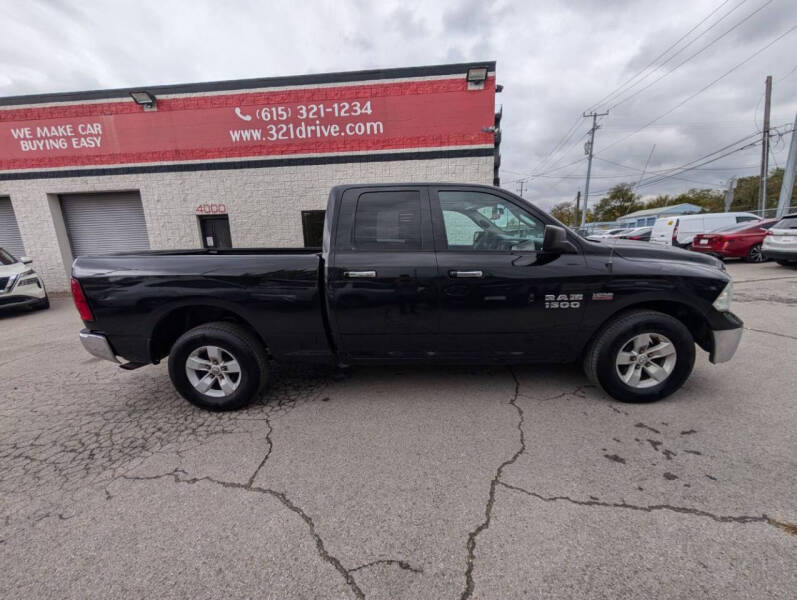 2017 RAM 1500 SLT