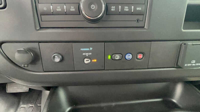 2025 Chevrolet Express 3500