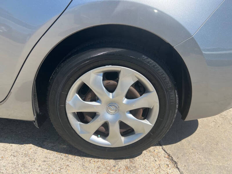 2015 Mazda MAZDA3 i Sport