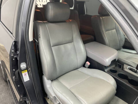 2011 Toyota Sequoia Platinum