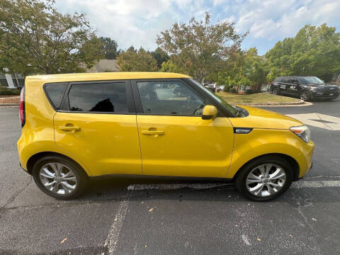2015 Kia Soul +
