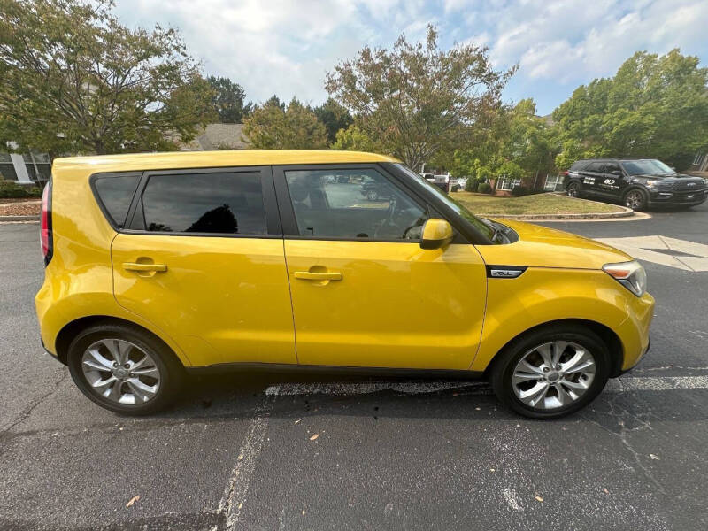 2015 Kia Soul +