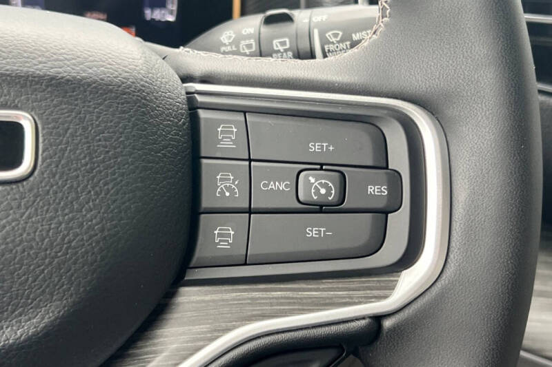 2023 Jeep Wagoneer Series III