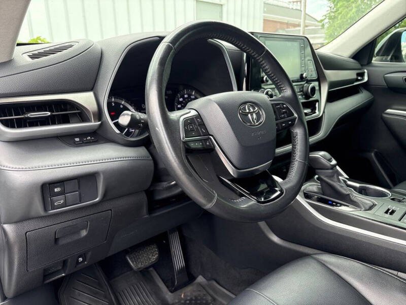 2020 Toyota Highlander XLE