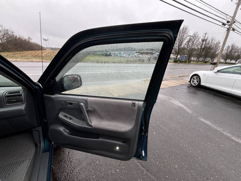 1998 Isuzu Rodeo LS