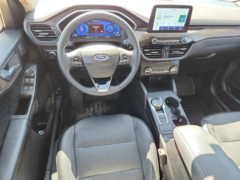 2020 Ford Escape Hybrid Titanium