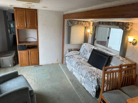 1999 Fleetwood RV PROWLER TRAVEL TRAILER