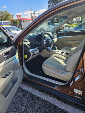 2011 Subaru Outback 2.5i Premium