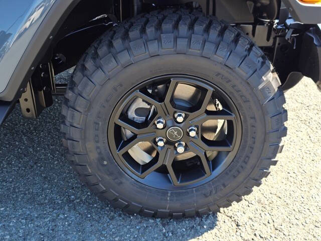 2025 Jeep Gladiator High Tide