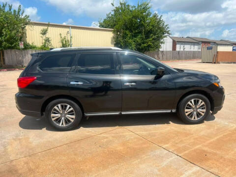 2019 Nissan Pathfinder SL