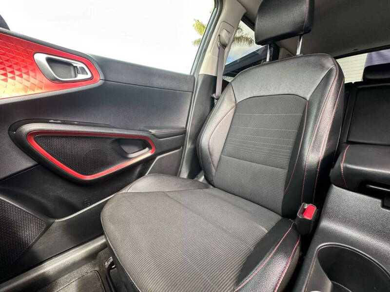 2020 Kia Soul GT-Line