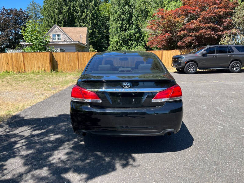 2011 Toyota Avalon Limited