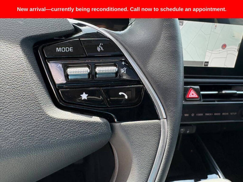 2025 Kia Niro SX