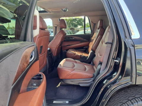 2015 Cadillac Escalade Luxury