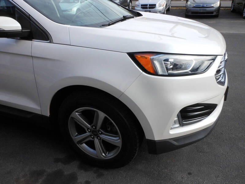 2019 Ford Edge SEL