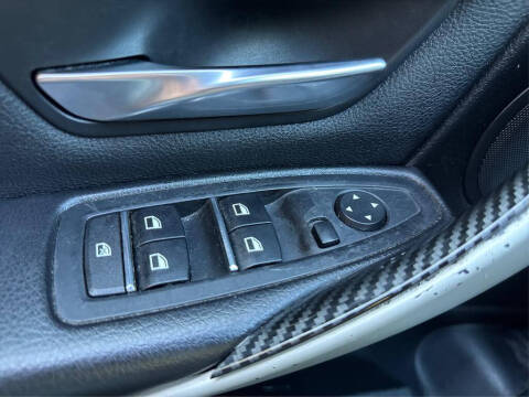 2016 BMW 3 Series 320i