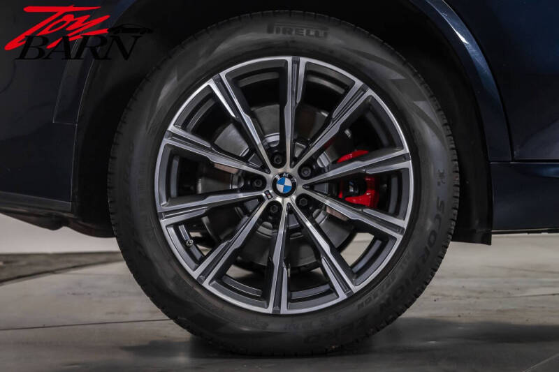 2022 BMW X5 M50i