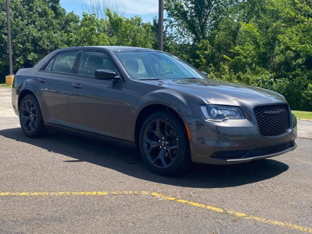 2021 Chrysler 300