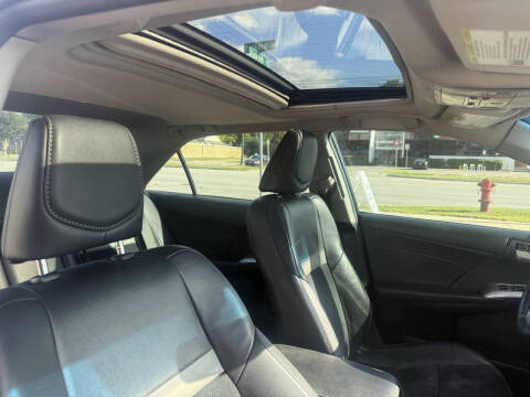 2013 Toyota Camry SE V6