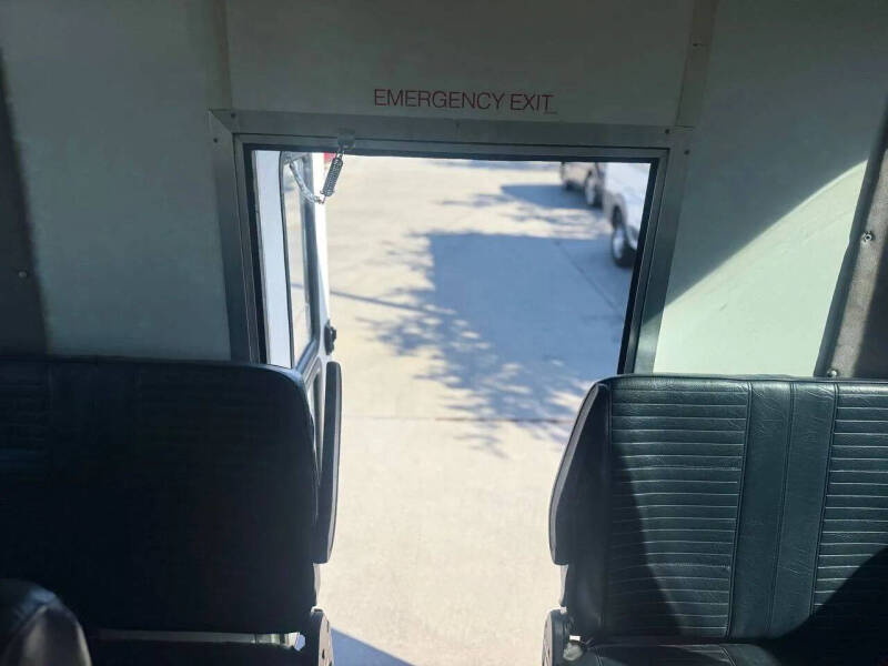 2017 Ford E-Series E-450 SD