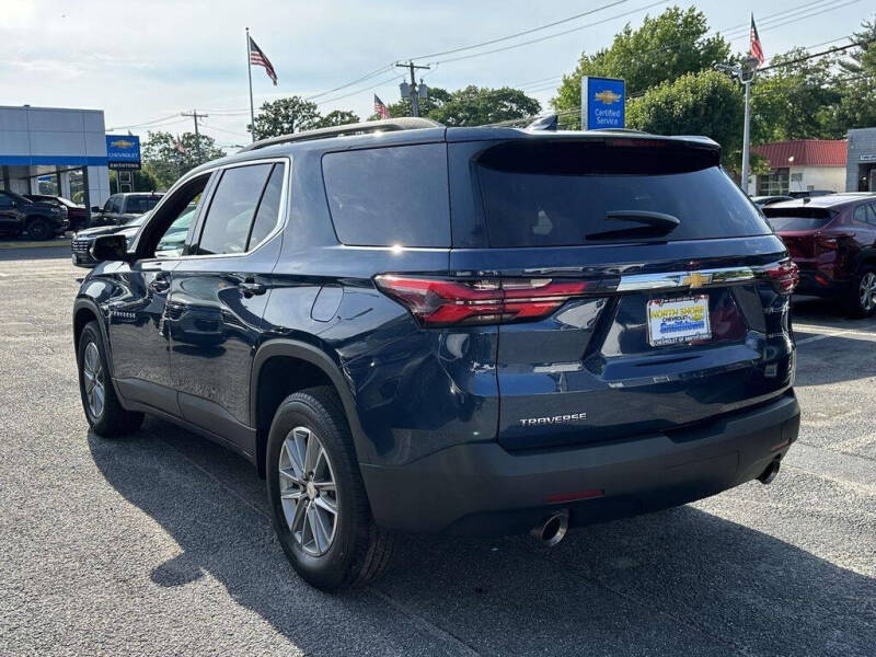2023 Chevrolet Traverse LT Cloth