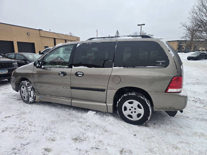 2006 Ford Freestar SE