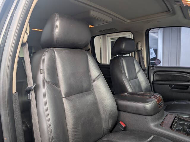 2010 GMC Yukon XL Denali