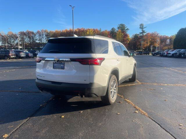 2023 Chevrolet Traverse LT Cloth