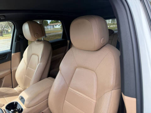 2019 Porsche Cayenne S