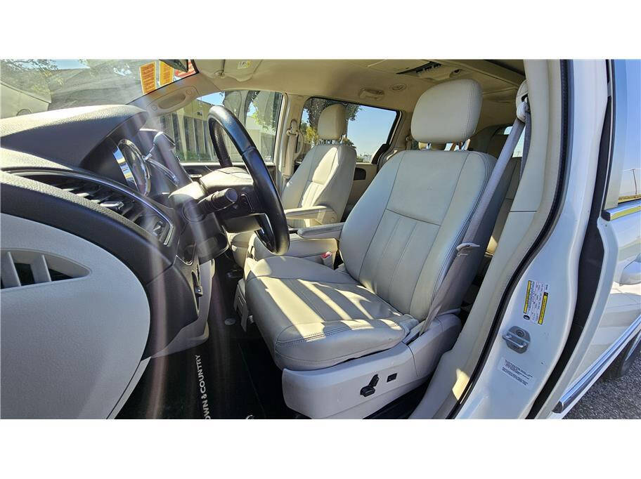 2013 Chrysler Town and Country for sale at VIP AUTO SALES, INC. in Modesto, CA