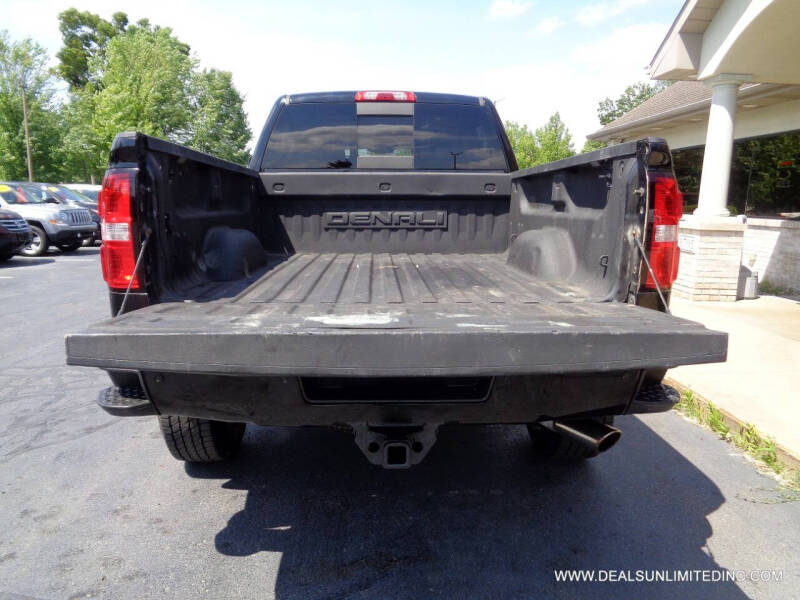 2017 GMC Sierra 2500HD Denali