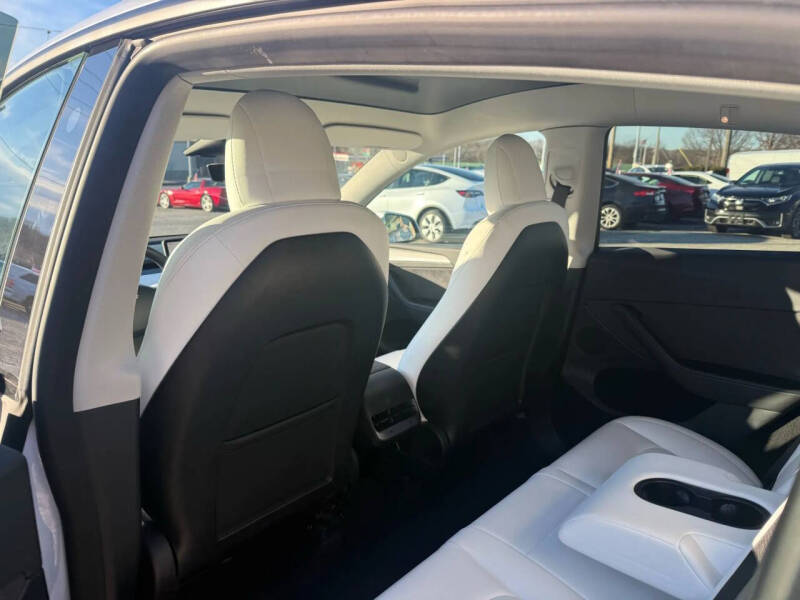 2023 Tesla Model Y Performance