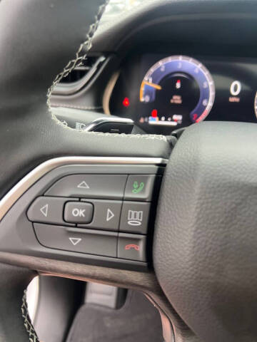 2026 Jeep Grand Cherokee Altitude