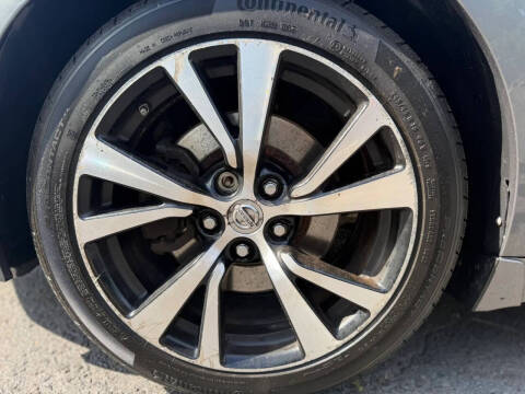 2018 Nissan Maxima
