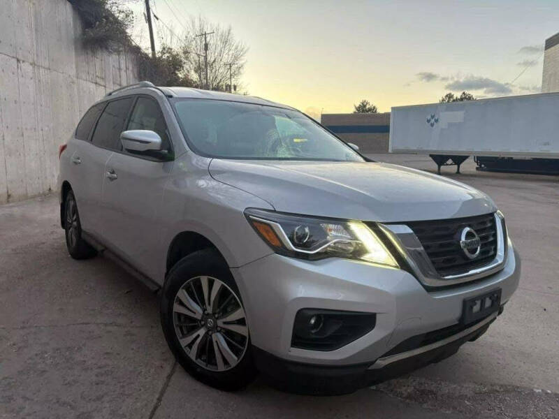 2017 Nissan Pathfinder S
