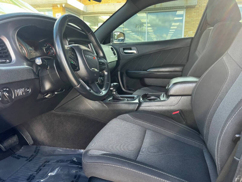 2019 Dodge Charger SXT