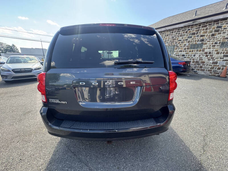2014 Dodge Grand Caravan SE 30th Anniversary