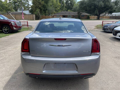 2017 Chrysler 300 S Alloy Edition