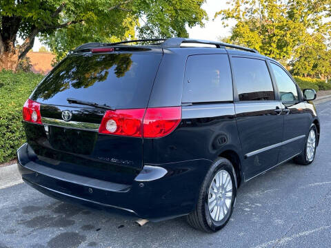 2008 Toyota Sienna XLE Limited