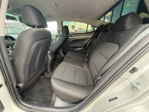 2019 Hyundai Elantra