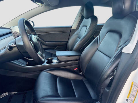 2020 Tesla Model 3 Standard Range Plus