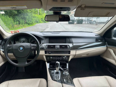 2013 BMW 5 Series 528i xDrive