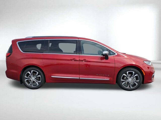 2026 Chrysler Pacifica Pinnacle
