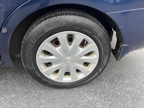 2014 Nissan Versa 1.6 SV